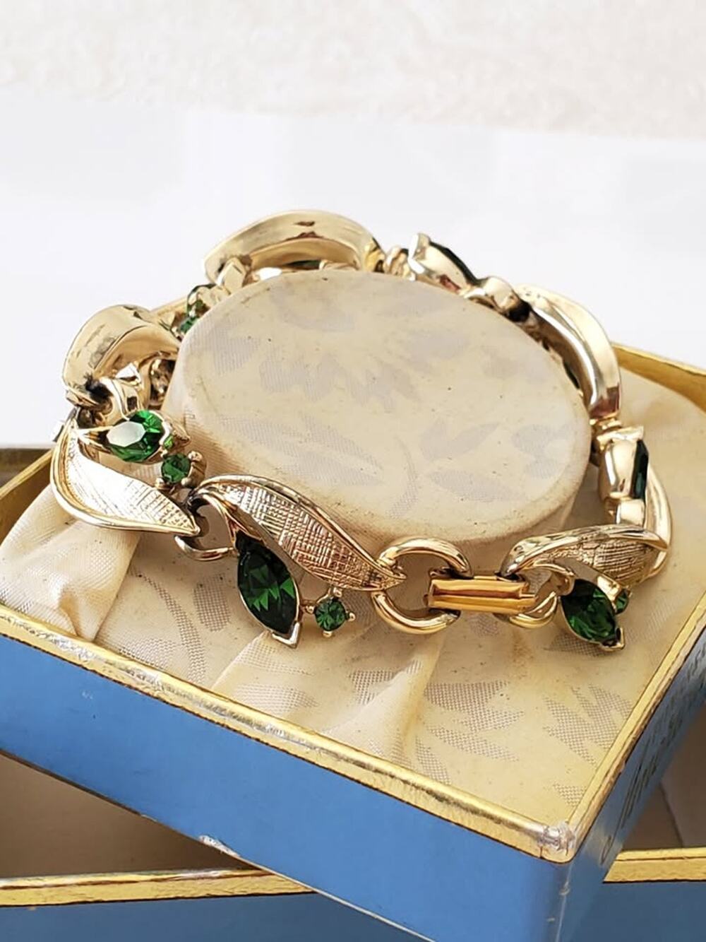 Vintage Green Rhinestone Lisner Designer Bracelet